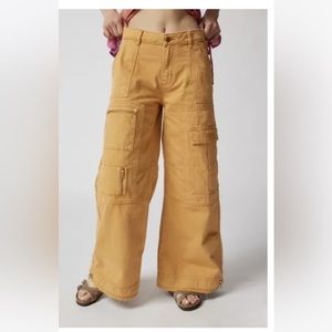 BDG Extreme Wide-Leg Utility Jean